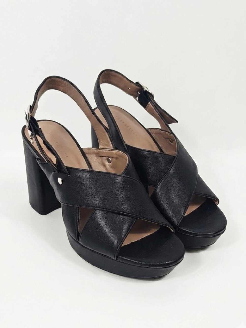 NIB AEROSOLES Polina Cross Strap Platform Block Heel Sandals Leather Black 9